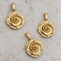 Load image into Gallery viewer, 14k Yellow Gold Texture 3D Rose Flower Pendant
