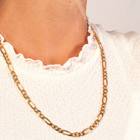 Load image into Gallery viewer, 14k Yellow Gold Hollow 5mm Figaro Chain Necklace with Lobster Lock
