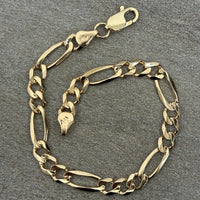 Load image into Gallery viewer, Solid 14K Yellow Gold 8mm Figaro Link Chain Bracelet with Lobster Lock
