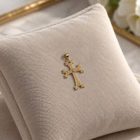 Load image into Gallery viewer, 14K Yellow Gold Traditional Armenian Eternity Cross Pendant
